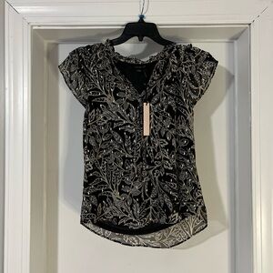 Tamara H. Black& Gold Leaf Sheer Lined Blouse Ruffle Sleeves Size S/P NWT